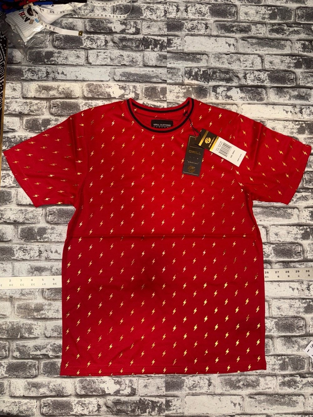 Drill Clothing Co Mens Red Gold Lightning Bolt Pattern All Over Graphic T Small